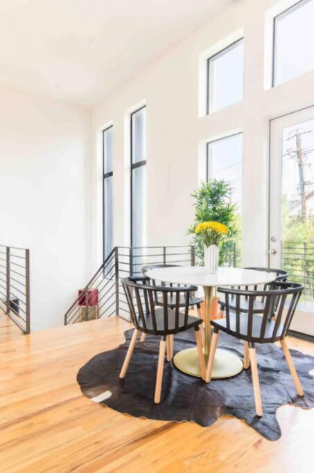 Glamorous Perfectly Located Luxury 2 Bed Townhome 댈러스 외부 사진