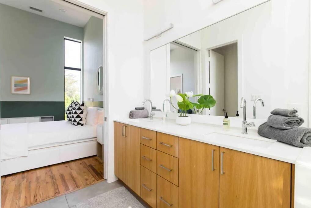 Glamorous Perfectly Located Luxury 2 Bed Townhome 댈러스 외부 사진