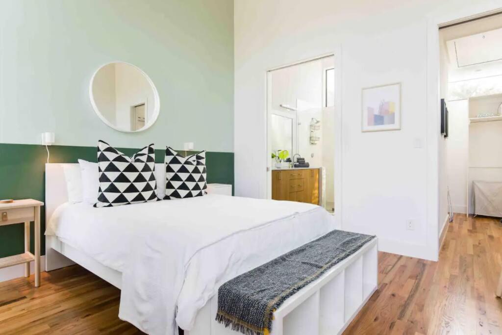 Glamorous Perfectly Located Luxury 2 Bed Townhome 댈러스 외부 사진